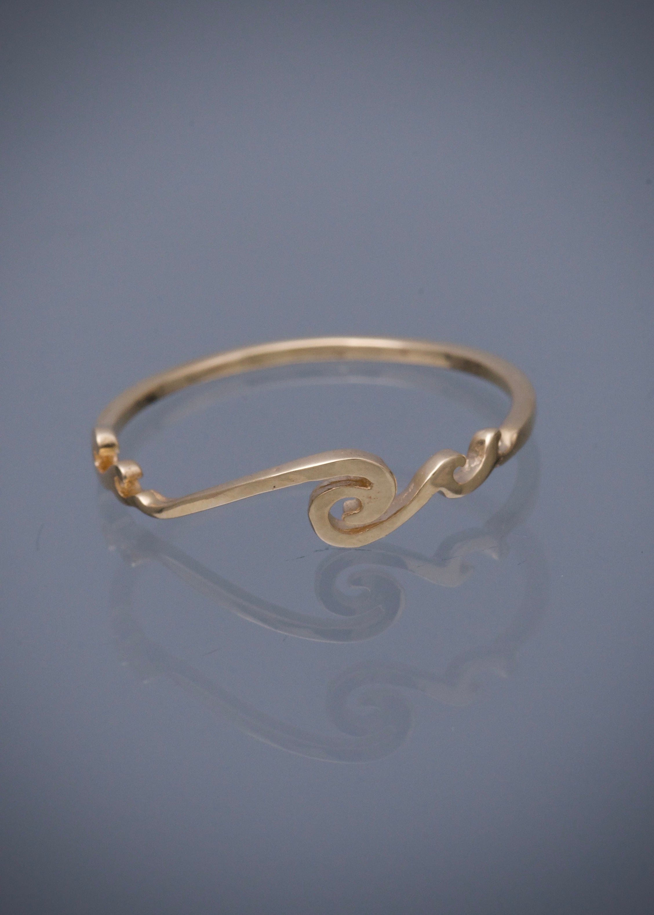 Anillo olas 1gr / TALLA 7 1/2 / Oro Amarillo Nac B