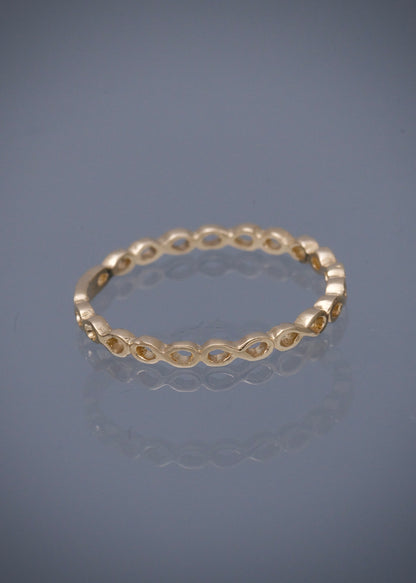 Anillo infinito 0.95gr / TALLA 5 3/4 / Oro Amarillo Nac M