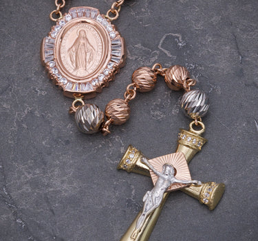Rosario virgen de la milagrosa con swarovski blanco 50.25gr / Largo 70cm / Tres Oros Nac M