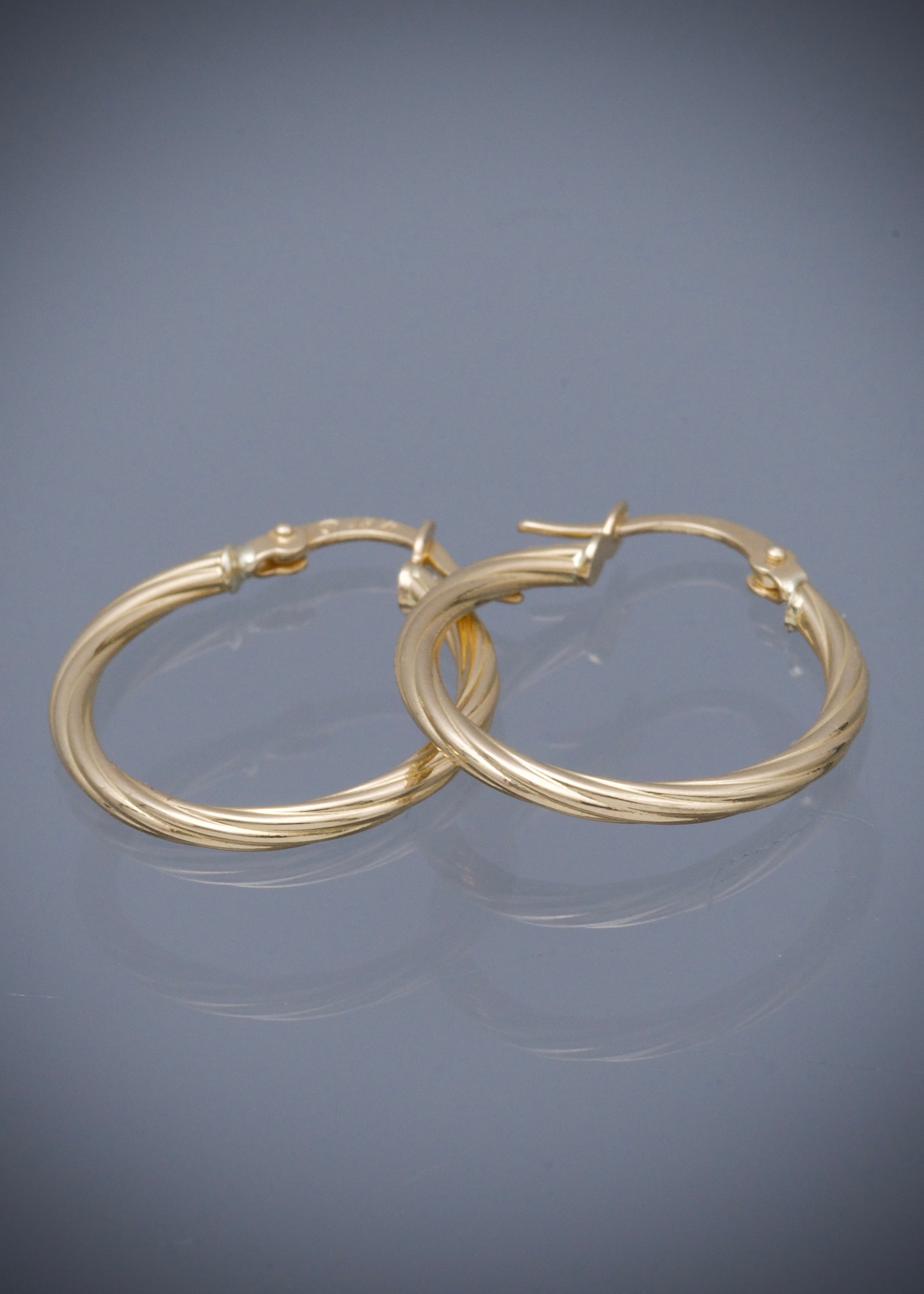 Candongas entorchadas 1.4gr / Largo 2.3cm / Oro Amarillo Nac M