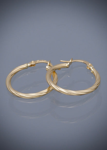 Candongas entorchadas 1.4gr / Largo 2.3cm / Oro Amarillo Nac M