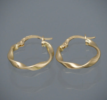 Candongas semi entorchadas 1.15gr / Largo 1.9cm / Oro Amarillo Nac *