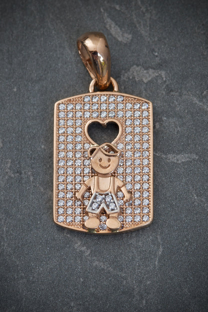 Dije placa de niño con swarovski blanco 4.4gr / 3cm / Oro Rosado Nac B