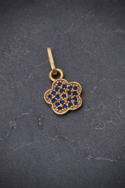 Dije de estrella 0.9gr / 1.8cm / Oro Amarillo Nac M