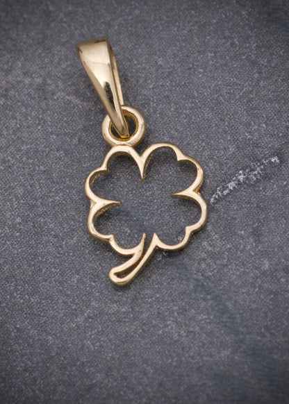 Dije trebol 0.4gr / Largo 1.5cm / Oro Amarillo Nac P