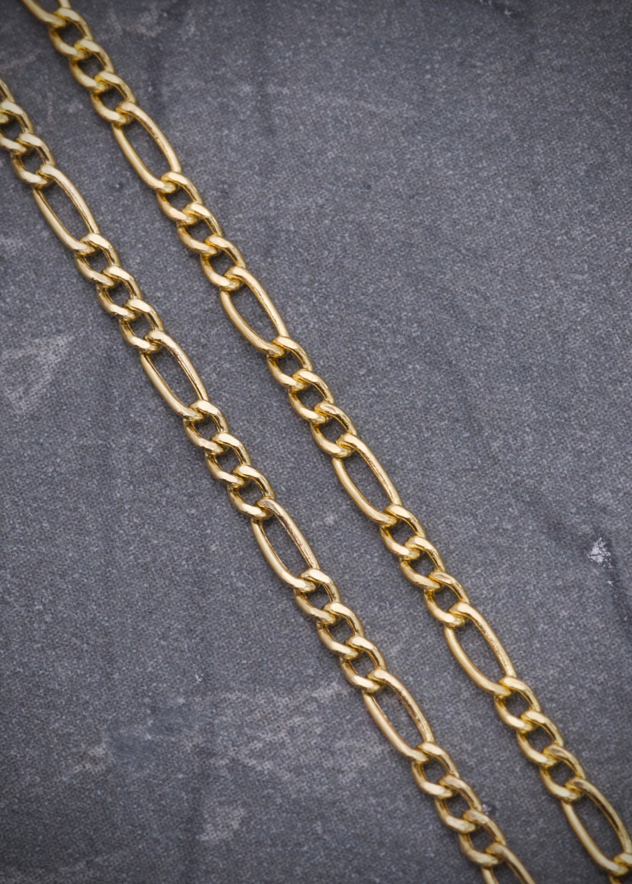 Cadena figaro 2.05gr / Largo 60cm / Oro Amarillo italy +1 B