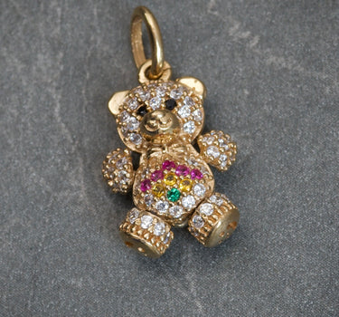 Dije de oso articulado con swarovski fucsia. blanco y verde 2.45gr / 2cm / Oro Amarillo Nac M