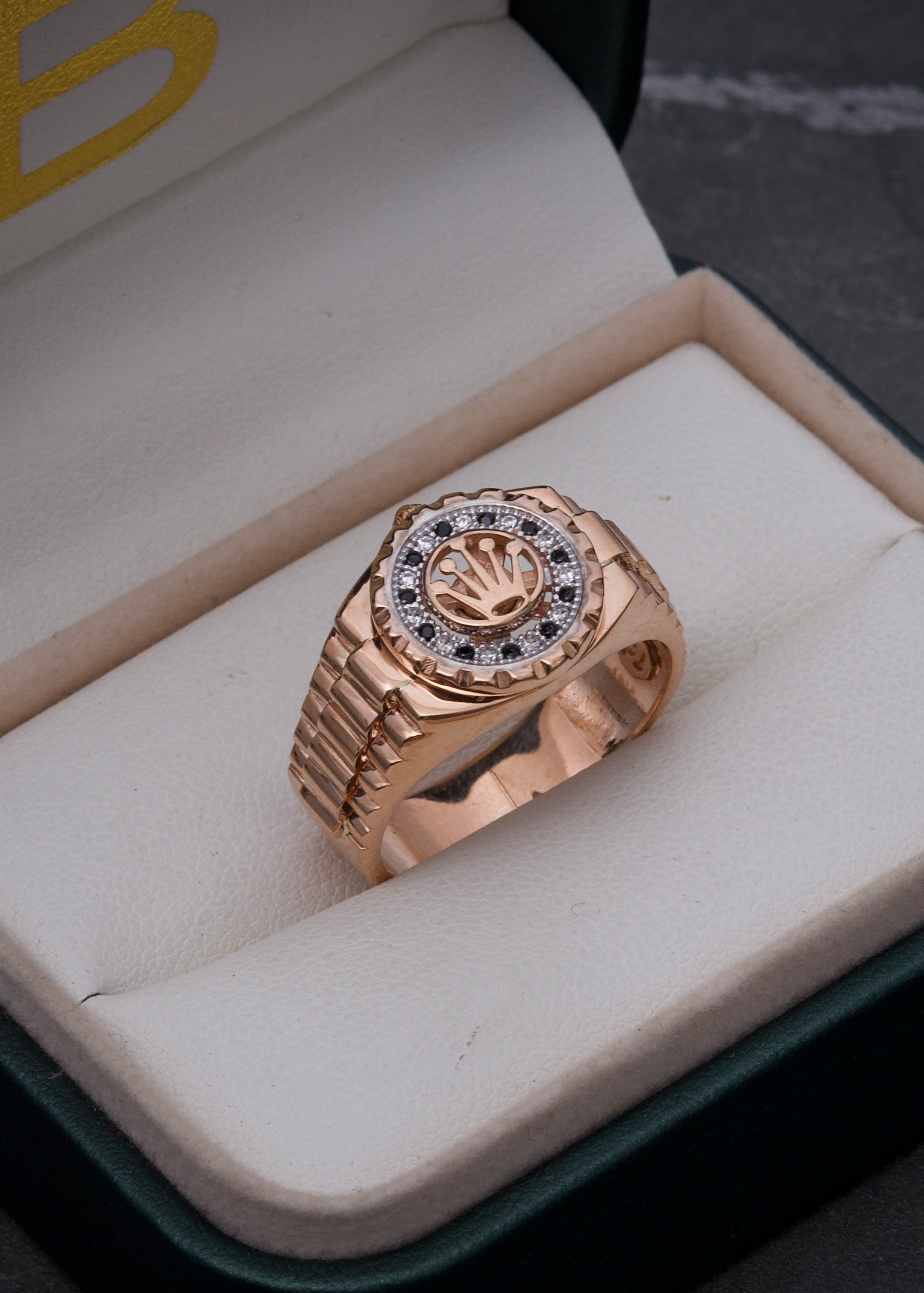 Anillo rx con swarovski blanco y negro 7.7gr / TALLA 10 / Oro Rosado Nac B
