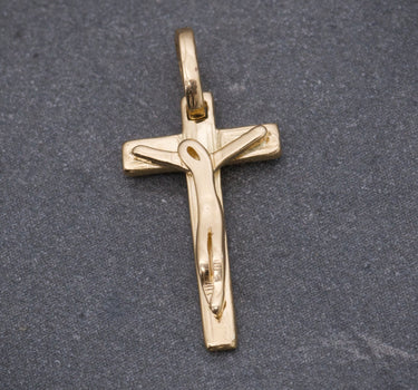 Dije cruz con cristo 0.85gr / Largo 2cm / Oro Amarillo Nac*
