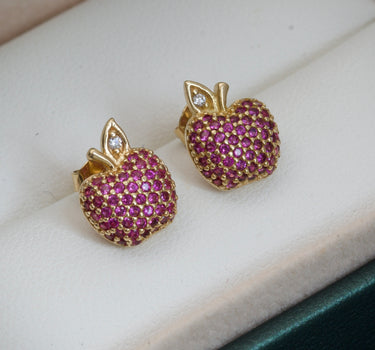 Topos de manzana con swarovski fucsia 2.55gr / 1.3cm / Oro Amarillo Nac B