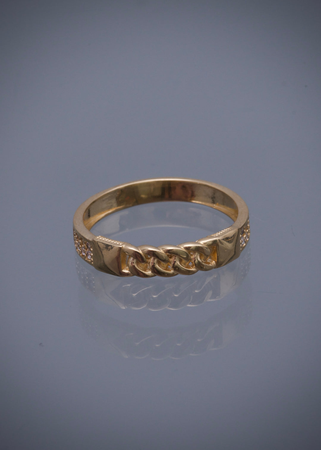 Anillo con swarovski blanco 2.45gr / TALLA 7 / Oro Amarillo Nac M
