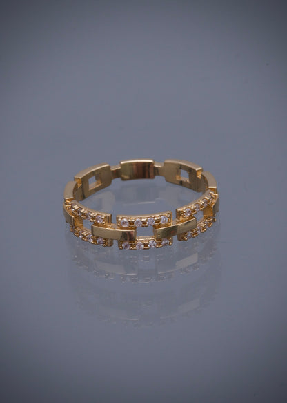 Anillo con swarovski blanco 2.6gr / TALLA 6 3/4 / Oro Amarillo Nac B