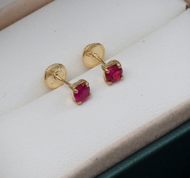 Topos con swarovski fucsia 0.85gr / 0.4cm / Oro Amarillo Nac M