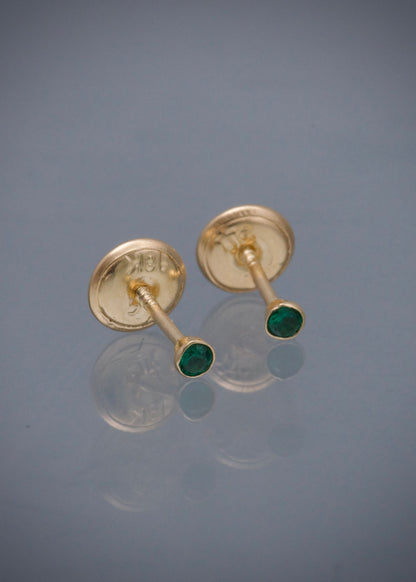 Topos circulo con swarovski verde 0.4gr / Largo 0.23cm / Oro Amarillo Nac B