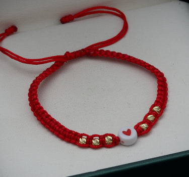 Pulsera en hilo rojo con corazon y bolas diamantadas 0.4gr / Oro Amarillo (Joya) M