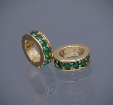 Herraje con swarovski verde 0.6gr / Largo 0.7cm / Oro Amarillo Nac B