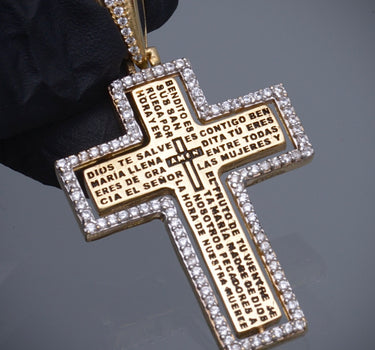 Dije cruz con oracion y swarovski blanco 9.75gr / Largo 4.7cm / Oro Amarillo Nac M