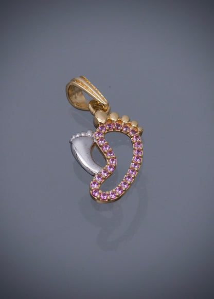 Dije de pies con swarovski rosado 1.05gr / Largo 2.1cm / Oro amarillo  Nac B