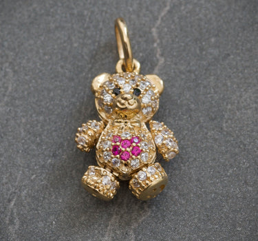 Dije De Oso ARticulado COn Swarovski Blanco y Fucsia 2.4gr / Largo 2.0cm / Oro Amarillo Nac B