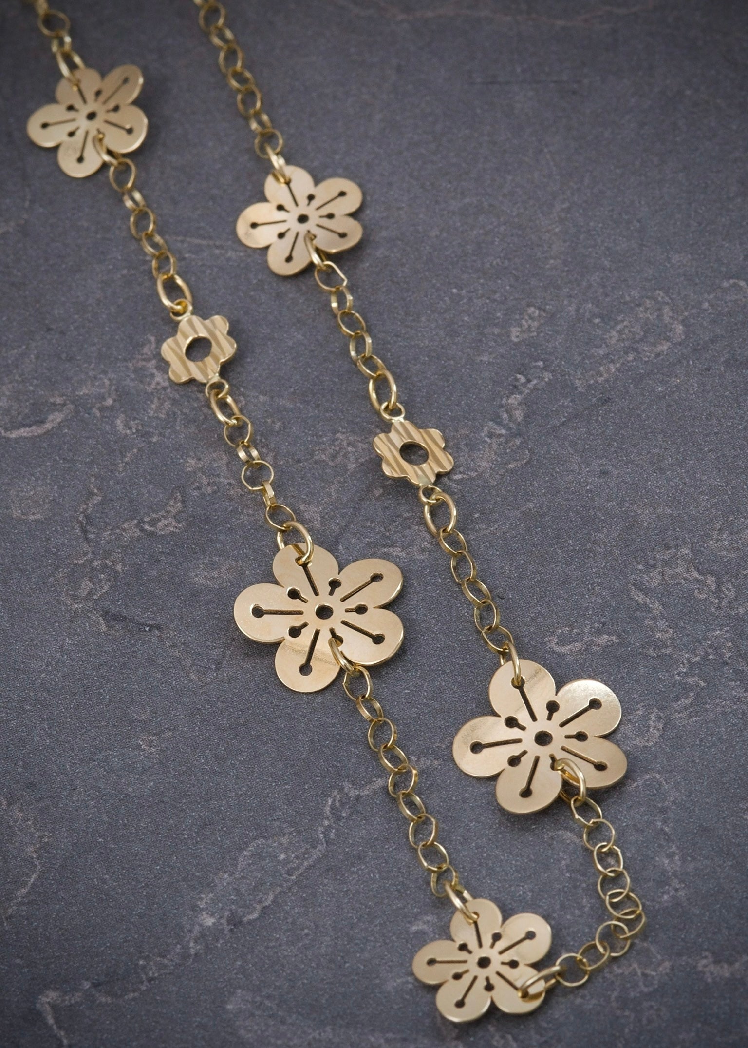 Cadena aro seguido con flores 3.6gr / Largo 40cm / Oro Amarillo italy +4 P