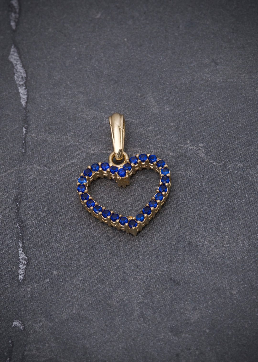 Dije corazon con swarovski Azul y Blanco 1.45gr / Largo 2cm — Oro Amarillo