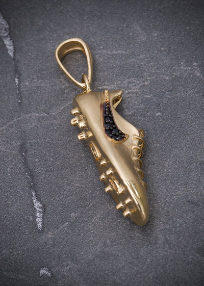 Dije guayo con swarovski negro 3.5gr / Largo 3.2cm / Oro Amarillo Nac P