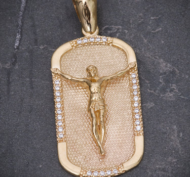 Dije placa cristo  swarovski blanco 6.25gr / Largo 4cm / Oro Amarillo Nac M