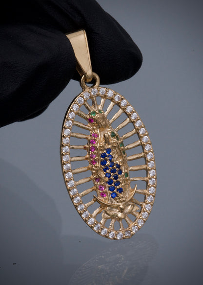 Dije virgen de guadalupe con swarovski multicolor 3.6gr / Largo 3.8cm / Oro Amarillo Nac P