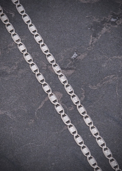 Cadena plana diamantada 2.3gr / Largo 45cm / Oro Blanco italy +3 B