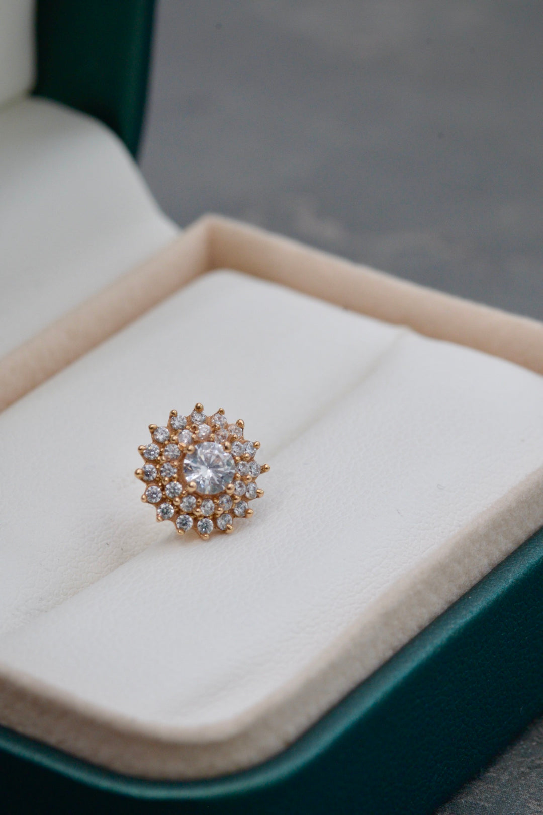Topos unidad de flor con swarovski blanco 1.6gr — Oro Rosado