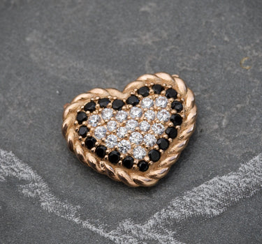 Herraje de corazon con swarovski negro y blanco 2.4gr / Largo 1.2cm / Oro Rosado Nac B