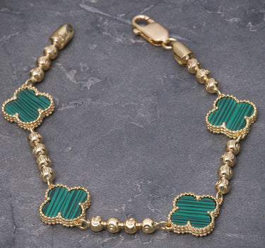 Pulso lucky clover piedra verde 11.75gr / Largo 19cm / Oro Amarillo Nac B