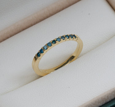 Anillo con 21pts de diamante azul 2.7gr Talla: 6 3/4 / Oro Amarillo (Joya) M