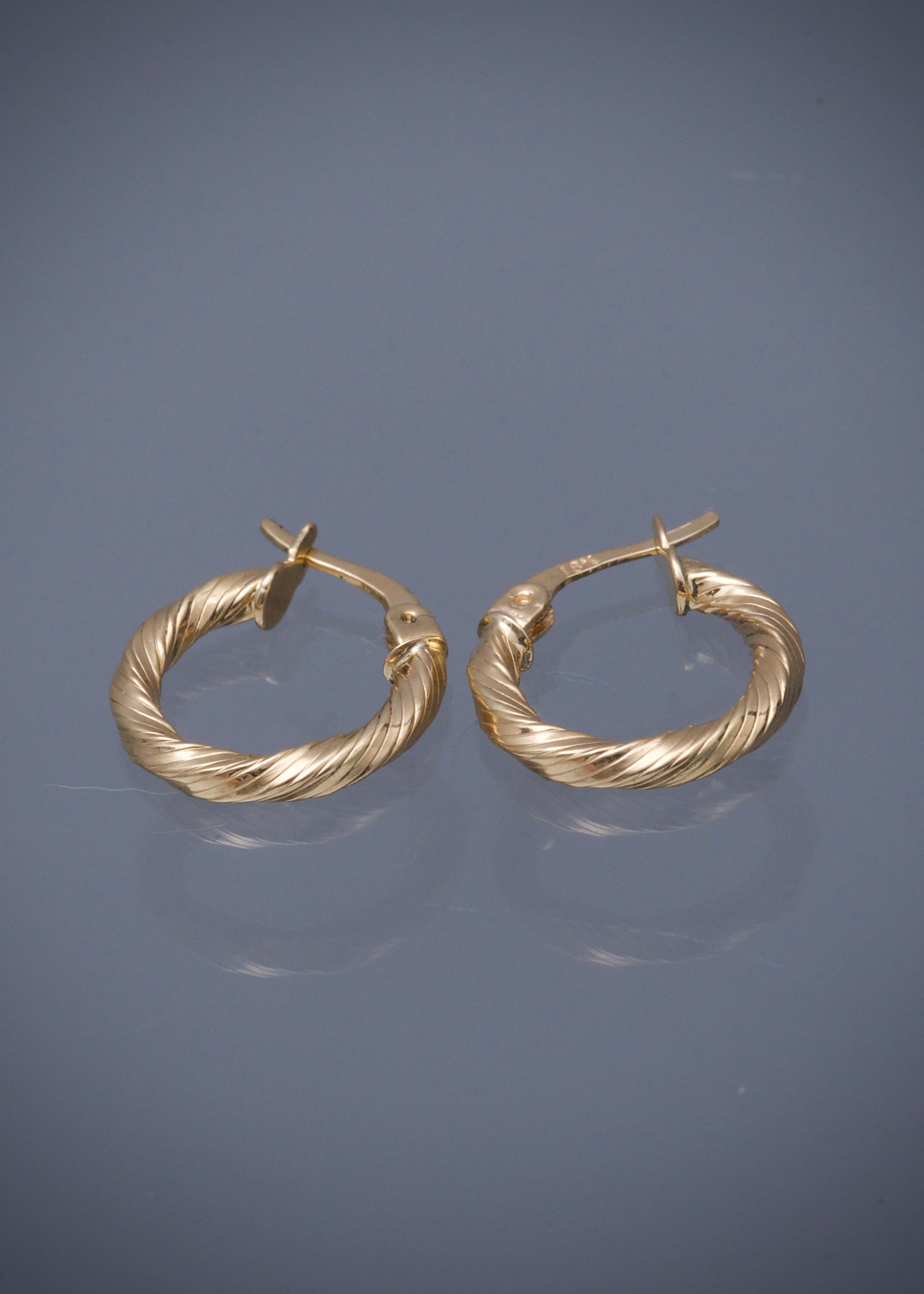 Candongas entorchadas 1.2gr / Largo 1.6cm / Oro Amarillo Nac M
