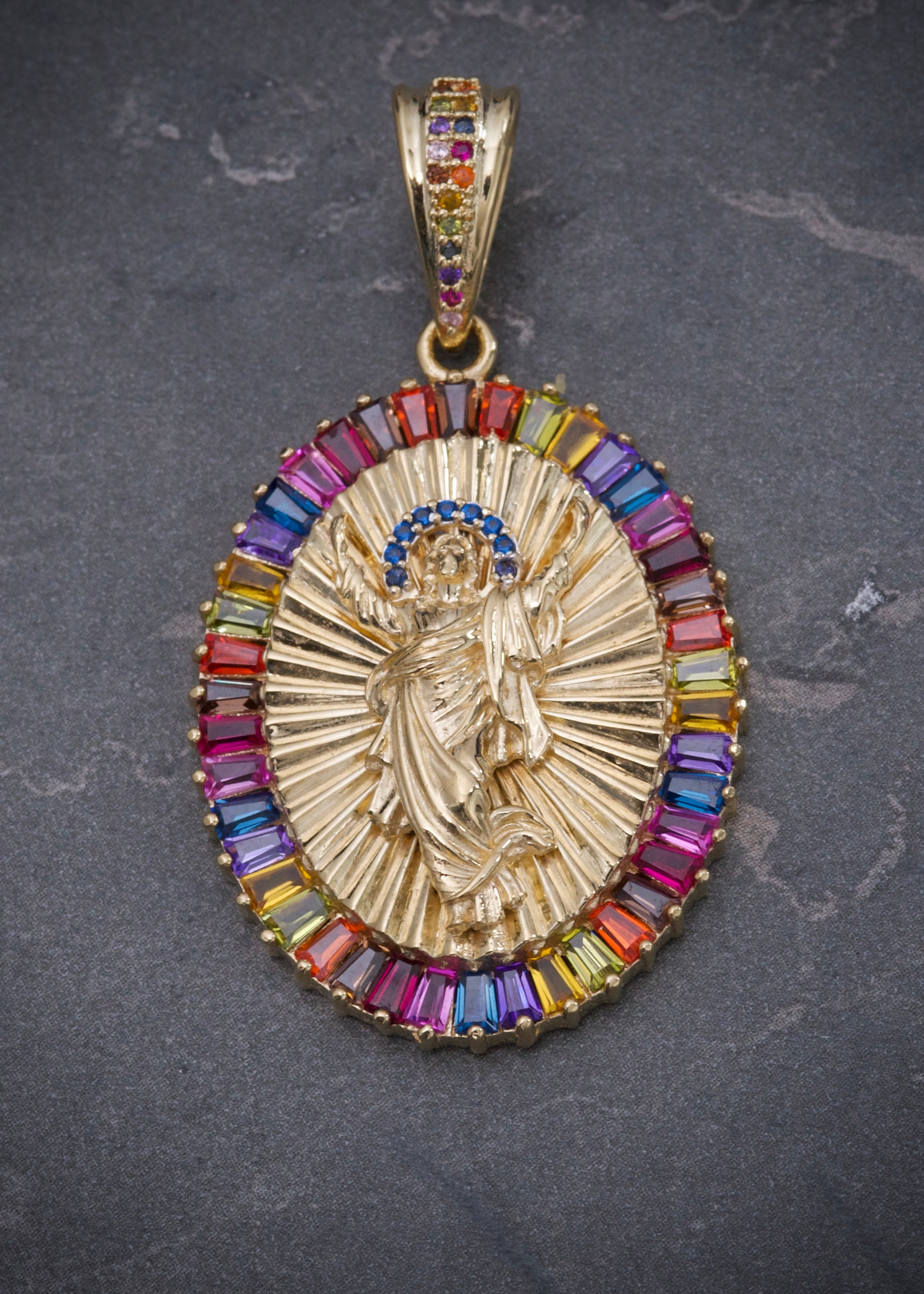 Dije jesu cristo 11.9gr / Largo 4.7cm / Oro Amarillo Nac B