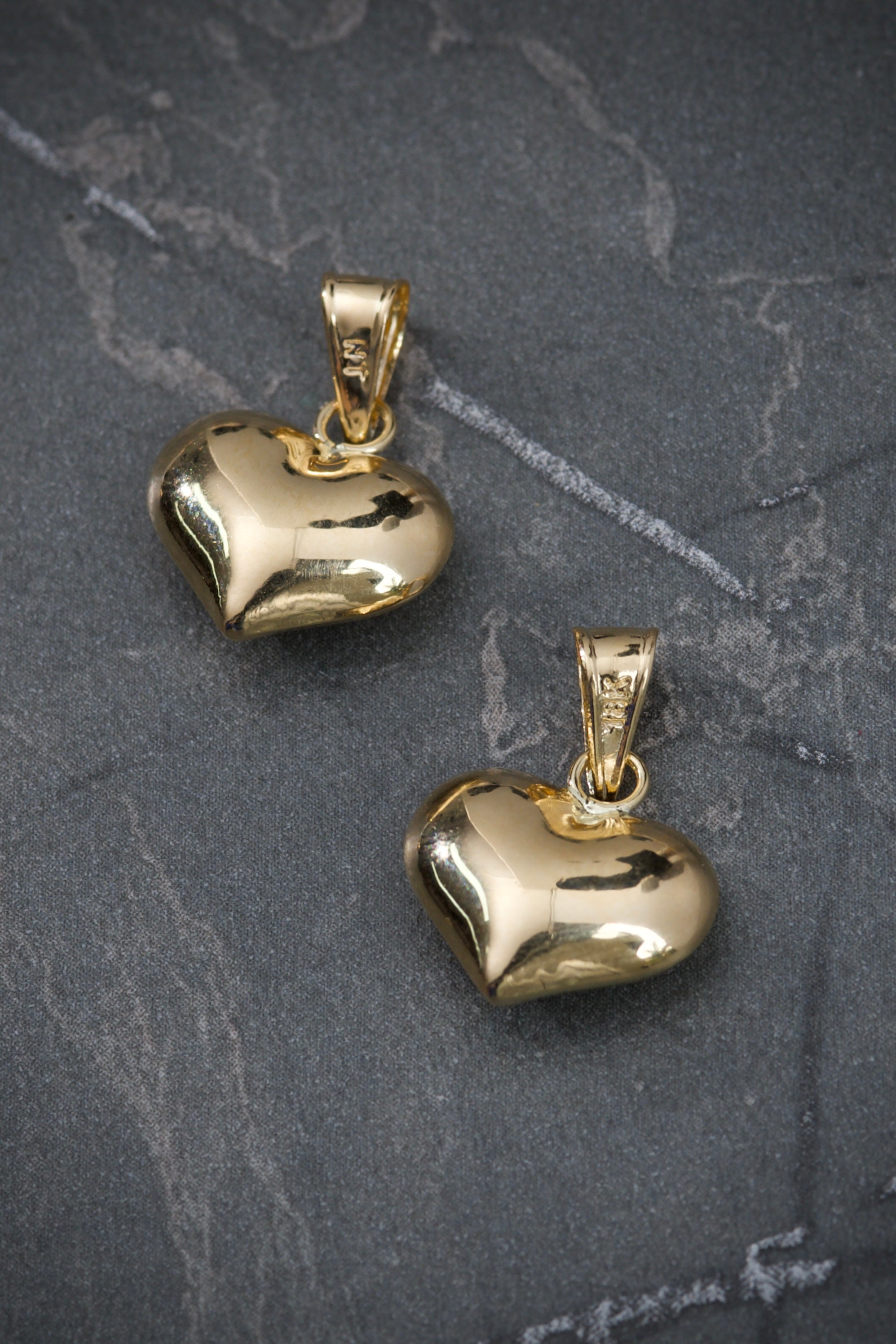 Dije corazon liso 0.5gr / Largo 1.5cm — Oro Amarillo
