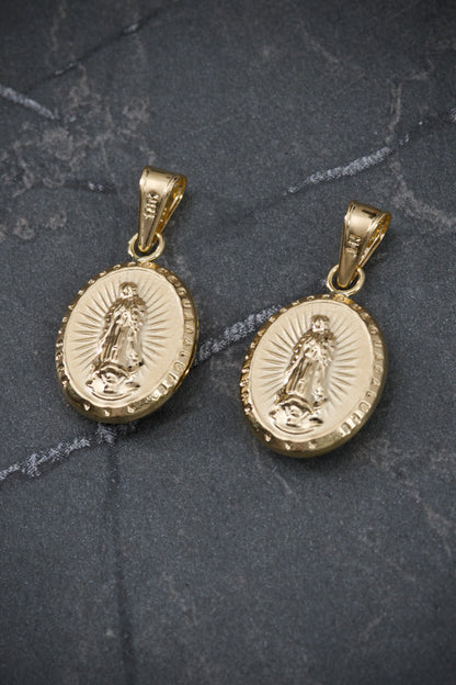 Dije de virgen guadalupe 0.9gr  / Largo 2.4cm / Oro Amarillo Nac B