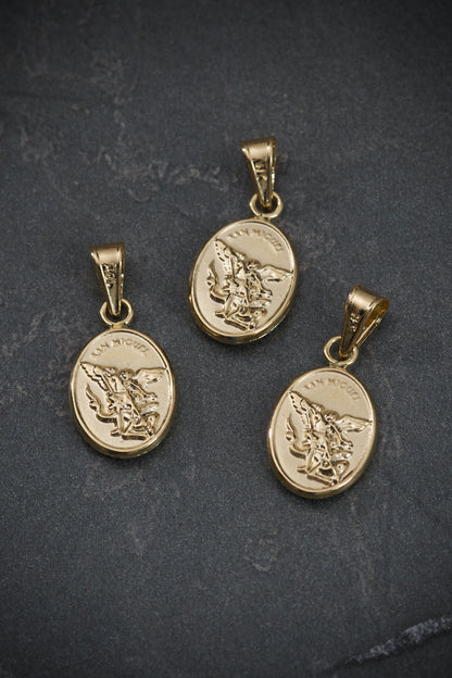 Dije arcangel san miguel 0.55gr / Largo 2cm / Oro Amarillo Nac *