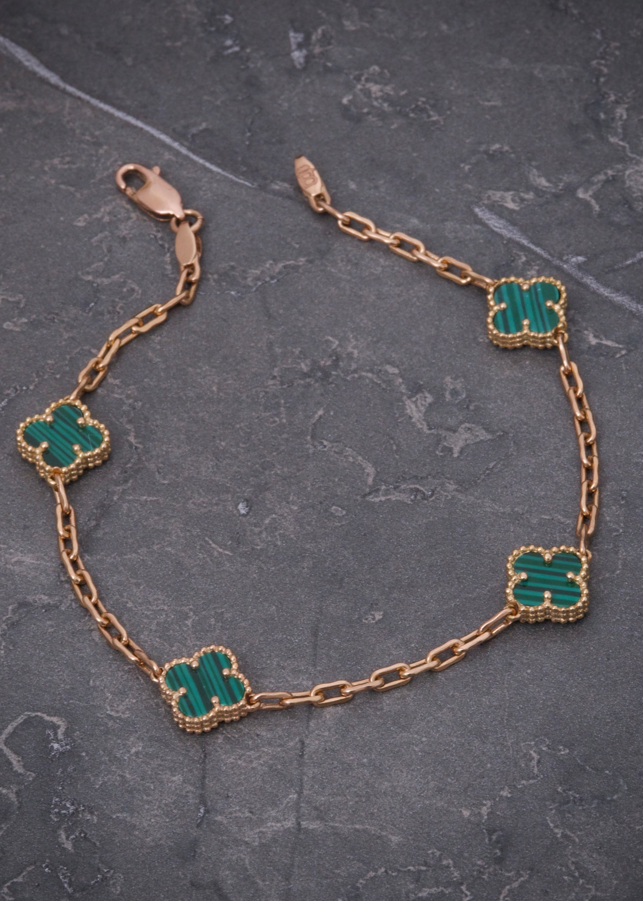 Pulso lucky clover piedra verde 5.95gr / Largo 19cm / Oro Rosado italy cte P