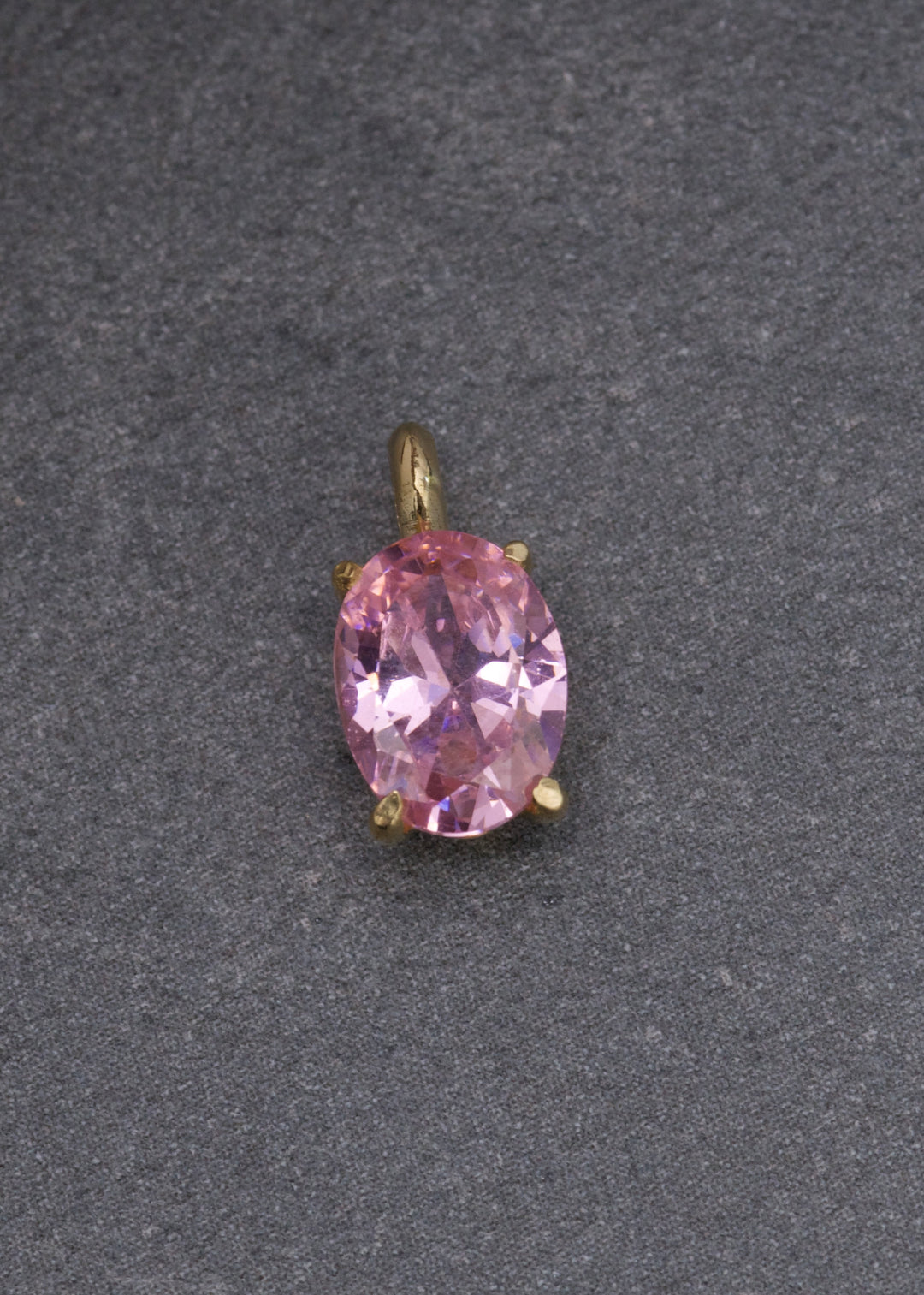 Dije con swarovski rosado 1gr / Largo 1cm — Oro Amarillo