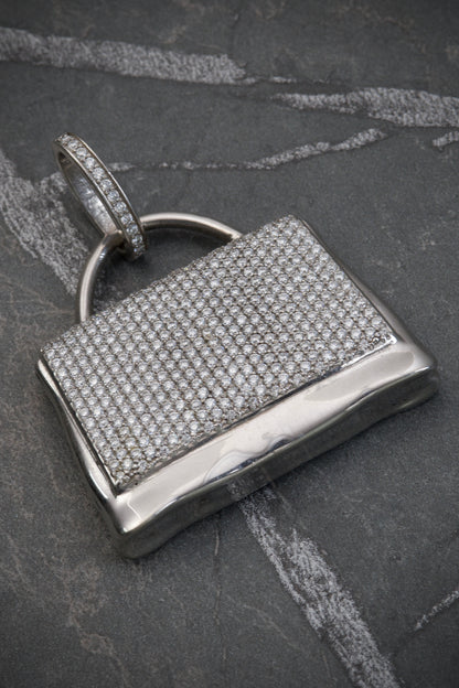 Dije de bolso con MOS 330pts (0.35QTS) 37.6gr / 4.5cm / Oro Blanco Nac (Joya) B