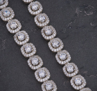 Cadena tenis con swarovskis blancos 65.6gr / Largo 55cm / P