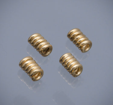 Herraje resorte 0.25gr / Largo 0.4cm / Oro Amarillo Nac B