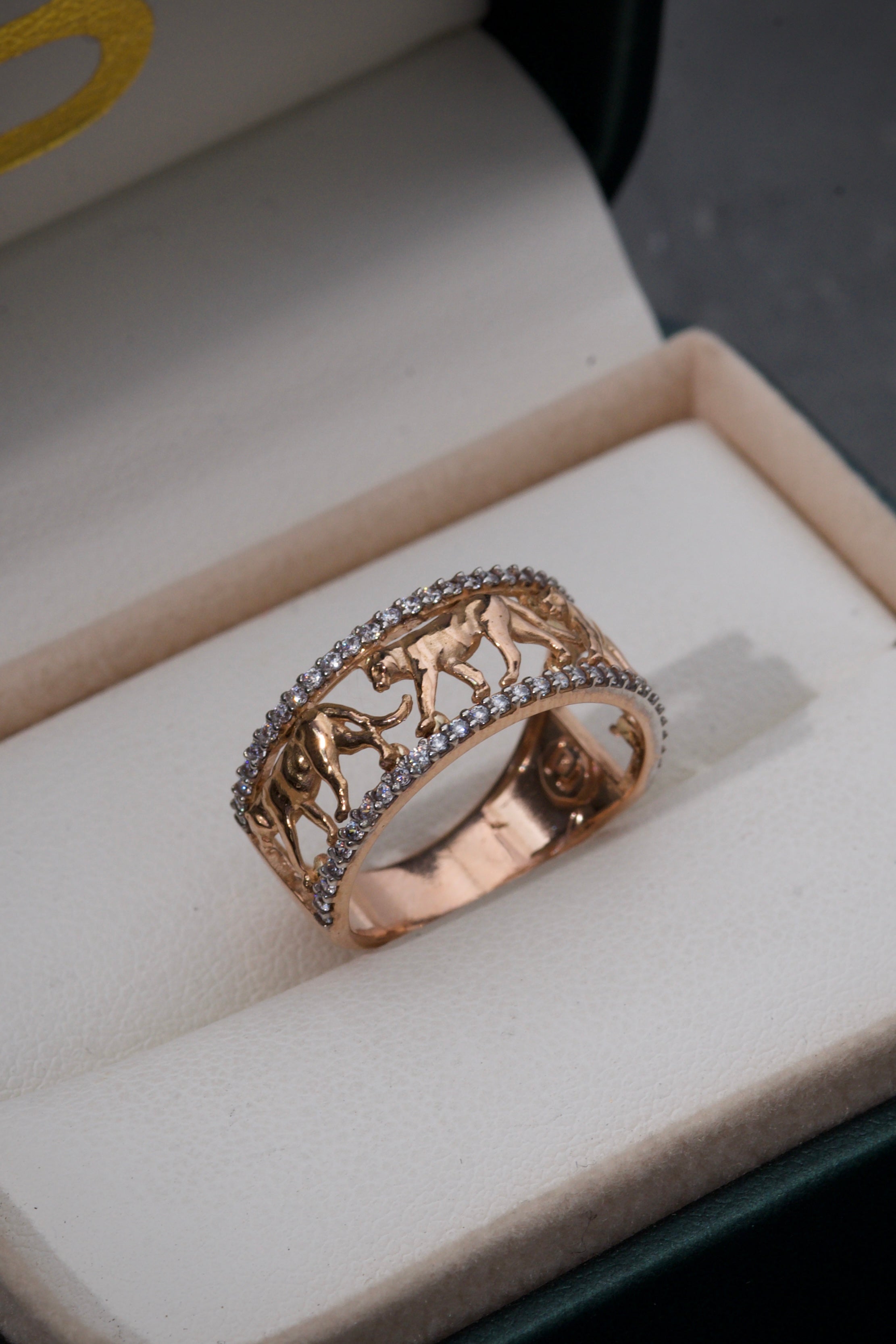 Anillo De Jaguares Con Swarovski Blanco 4.15gr / TALLA 6 1/4 / Oro Rosado Nac M