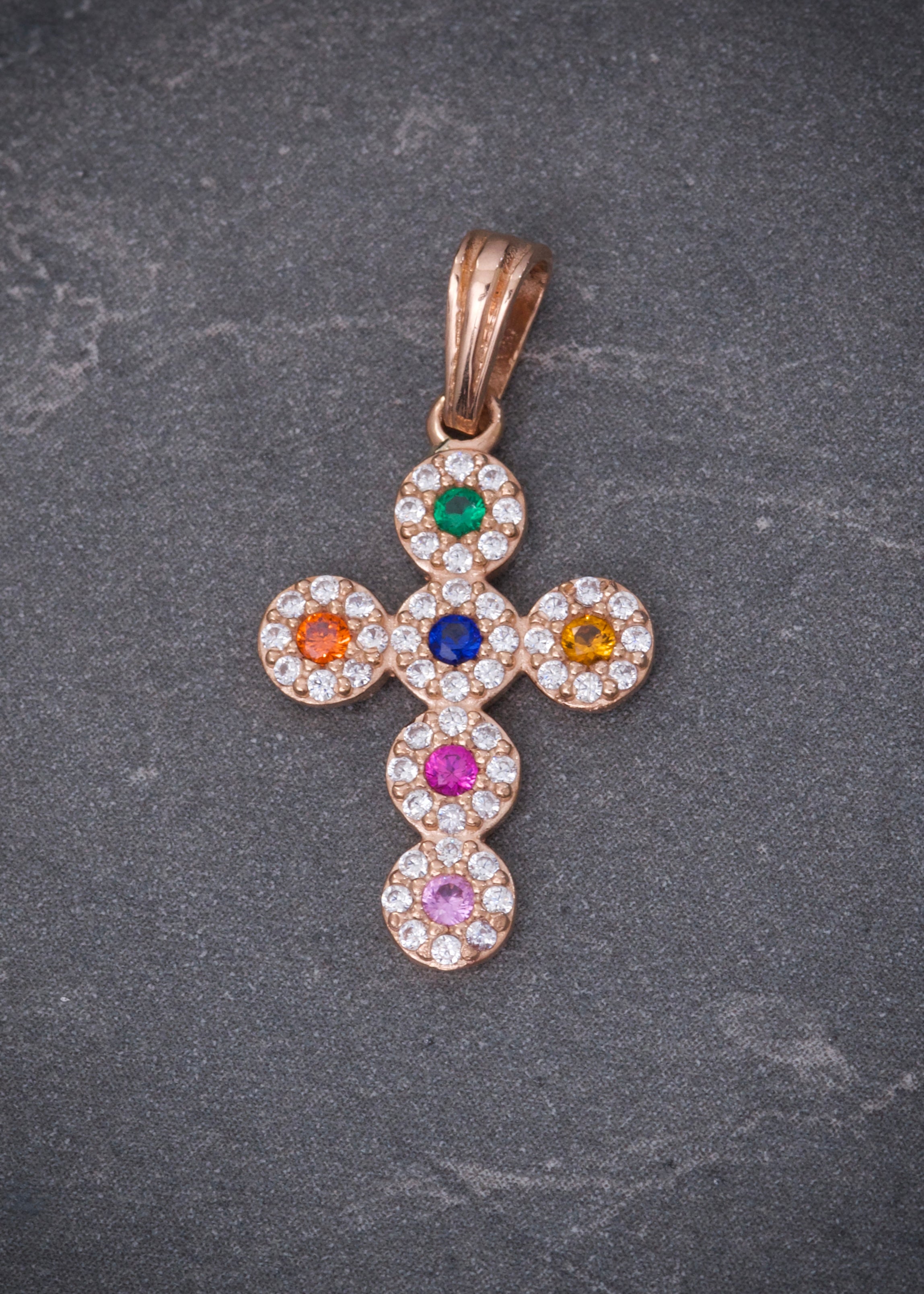 Dije cruz con swarovski multicolor 1.5gr / Largo 2.5cm / Oro Rosado Nac B