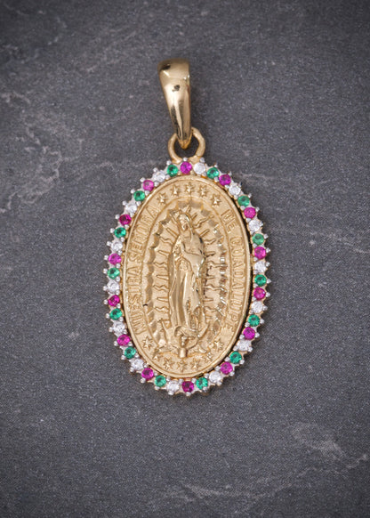 Dije virgen de guadalupe con swarovski multicolor 2.65gr / Largo 3cm / Oro Amarillo Nac P