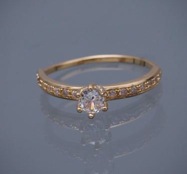 Solitario con swarovski blanco 2.15gr / TALLA 7 / Oro Amarillo Nac M