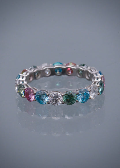 Anillo con 450pts de moissanita 3.3gr / TALLA 9 1/2 / Oro Blanco (Joya) M