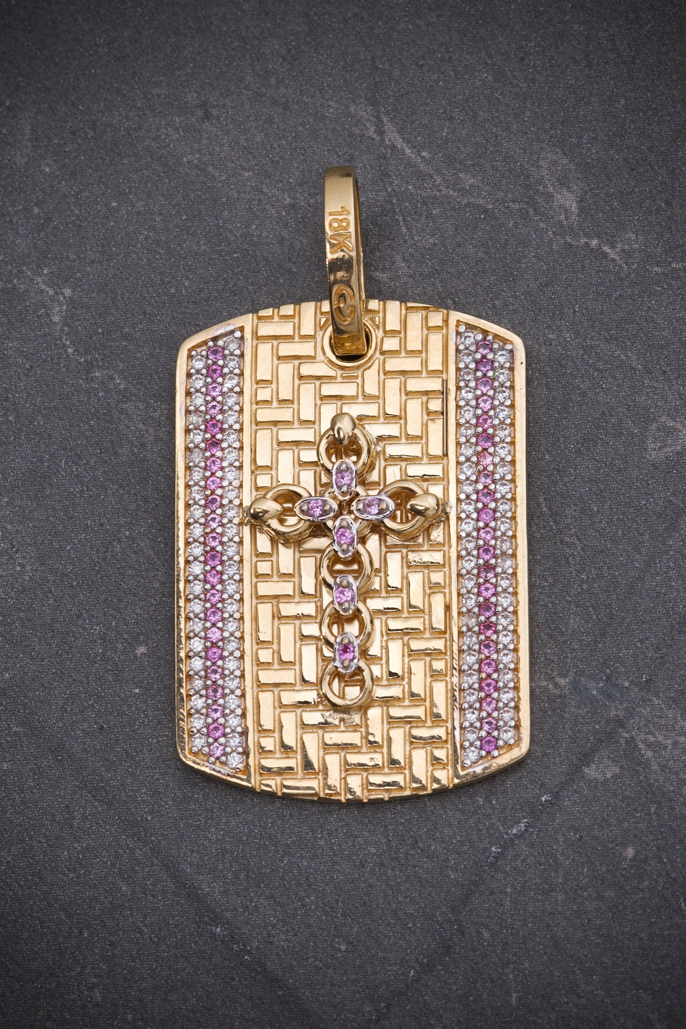 Dije PLaca De Cruz COn Swarovski Blanco Y Rosado 9.1gr / Largo 4.0cm / Oro Amarillo Nac B