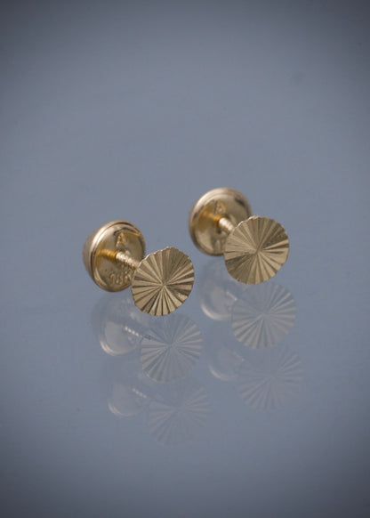 Topos circulo diamantado 0.5gr / Largo 0.43cm / Oro Amarillo Nac B